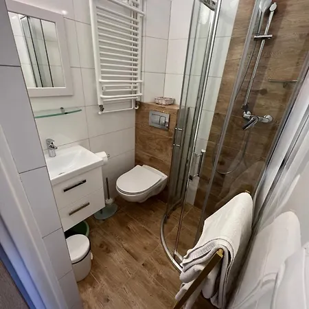 Quarto em Acomodações Particulares Wynajem Pokoi Kryniczanka