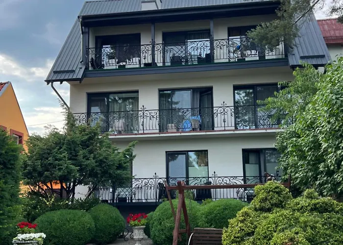 Wynajem Pokoi Kryniczanka * 库瑞尼卡慕斯卡